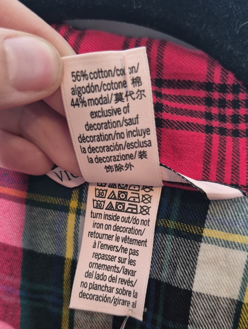 NWOT VS Vicroria's Secret Plaid Pajama Romper Size Small - Picture 9 of 9